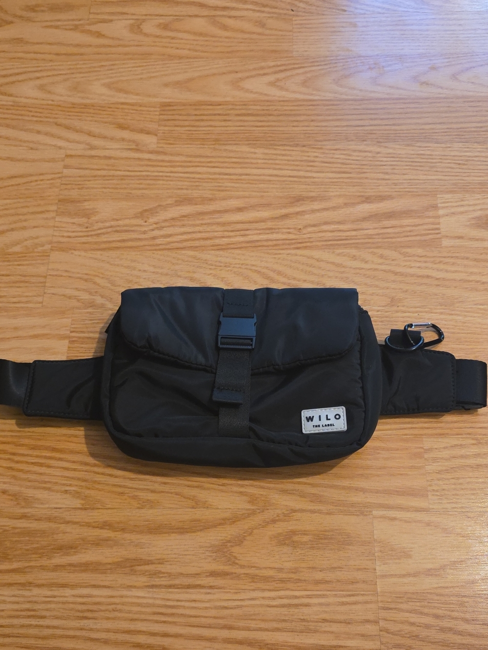 WILO Black Waist Bag - Adjustable Travel Belt Pack